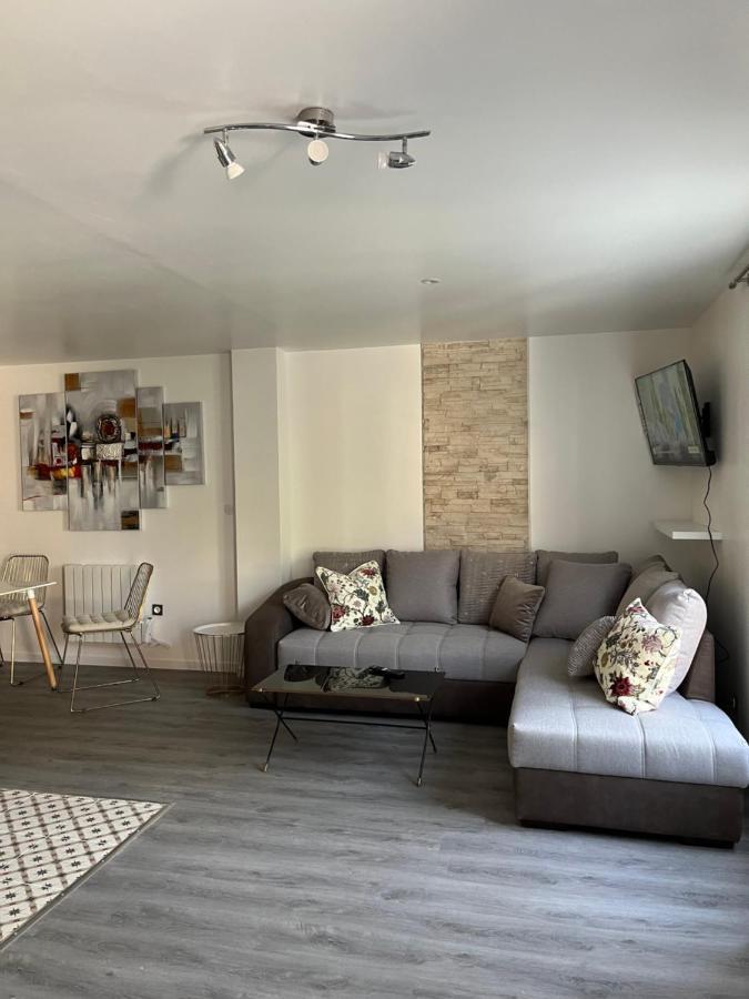 Superbe Appartement Au Bord Du Canal De St Quentin Saint-Quentin  Exteriér fotografie